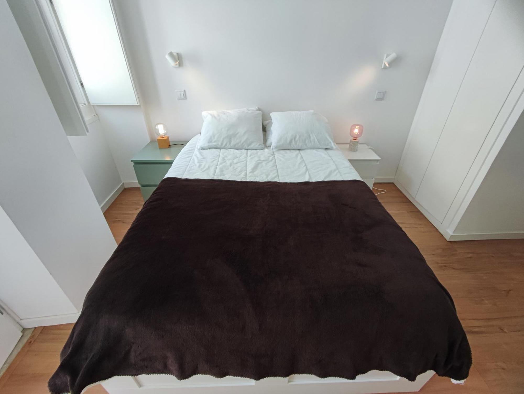 T1 Balcony W River Views, R Cardiff, Apartamento *