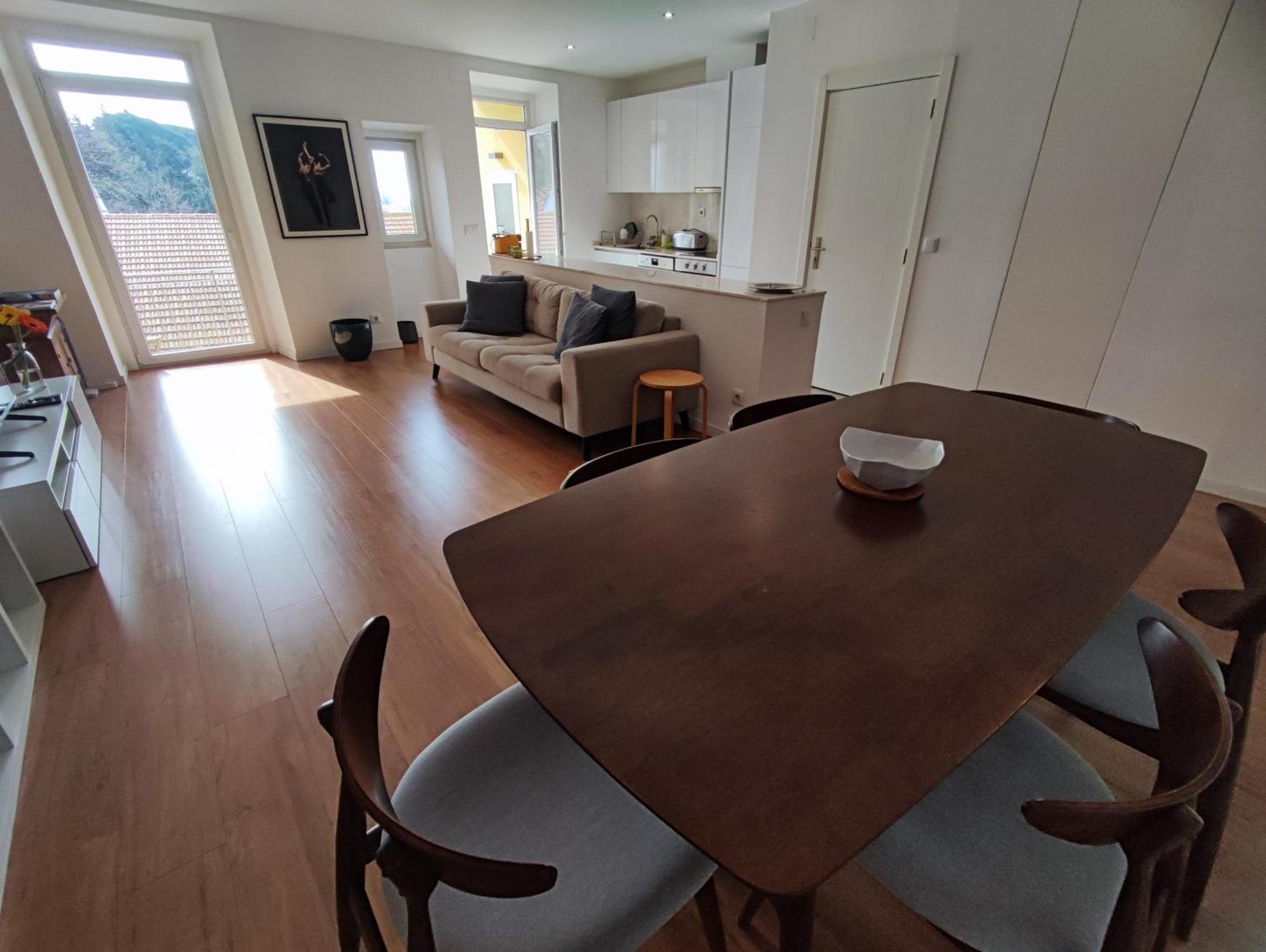 T1 Balcony W River Views, R Cardiff, Apartamento *