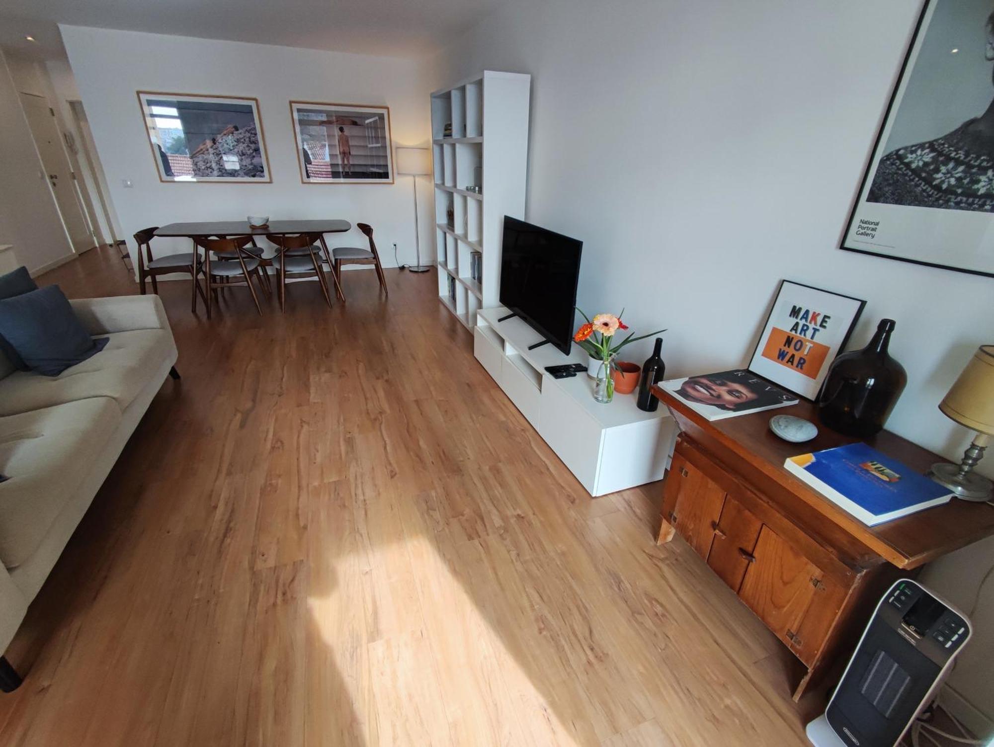 T1 Balcony W River Views, R Cardiff, Apartamento Lisboa